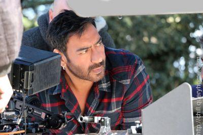 Ajay Devgan made his debut as a director